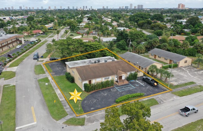 Plus de détails pour 359 10th St, West Palm Beach, FL - Bureau/Commerce de détail à louer
