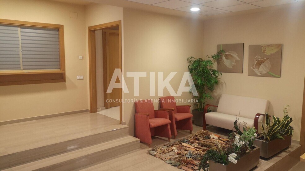 Office in Ontinyent, Valencia for lease - Interior Photo - Image 3 of 8