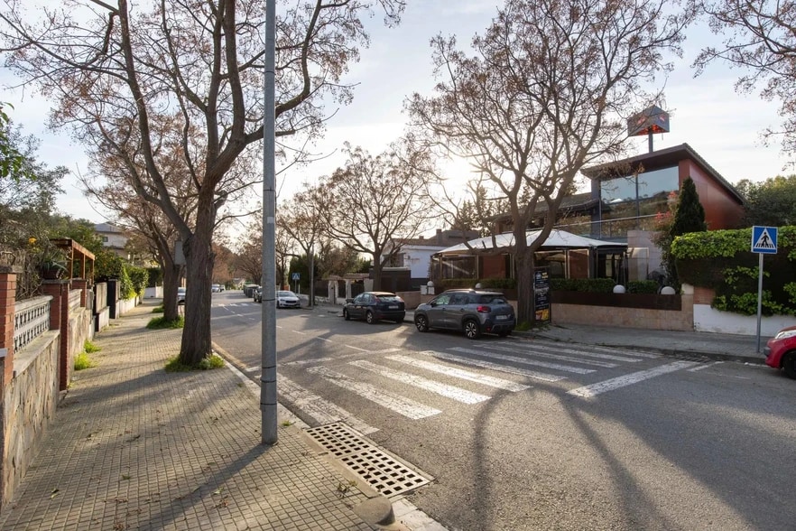 Carrer Can Barata, 8, Sant Cugat del Vallès, Barcelona for sale - Building Photo - Image 3 of 41
