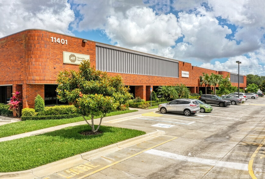 11401 Belcher Rd, Largo, FL for lease - Building Photo - Image 1 of 5