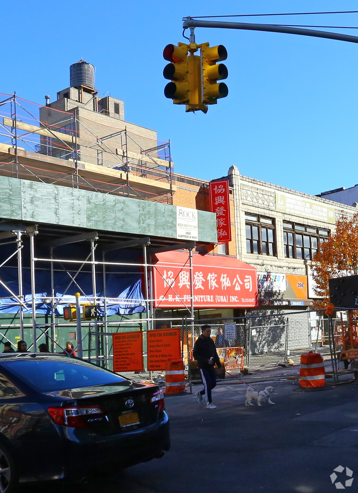 292 Grand St, New York, NY for lease Primary Photo- Image 1 of 11