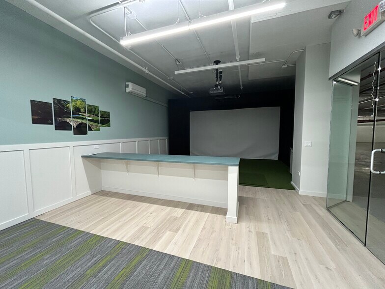 111 Pfingsten Rd, Deerfield, IL à louer - Photo intérieure - Image 3 de 9