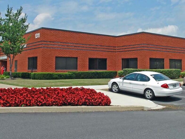 1309 Continental Dr, Abingdon, MD for lease - Building Photo - Image 2 of 20
