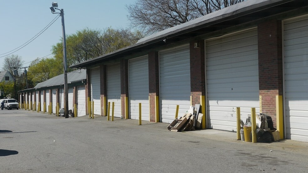 100 Parker St, Watertown, MA for lease - Building Photo - Image 2 of 11