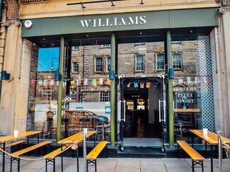 Plus de détails pour 68 John William St, Huddersfield - Commerce de détail à vendre