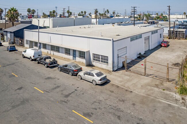 Plus de détails pour 1345 Cota Ave, Long Beach, CA - Industriel à louer