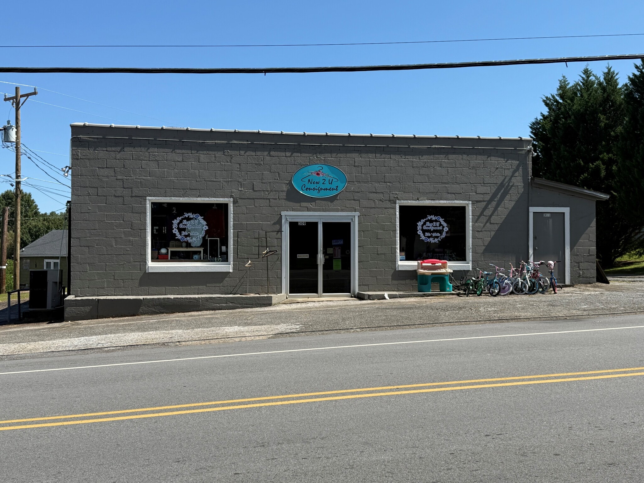 309 S Main St, Jonesville, NC à louer Photo intérieure- Image 1 de 4