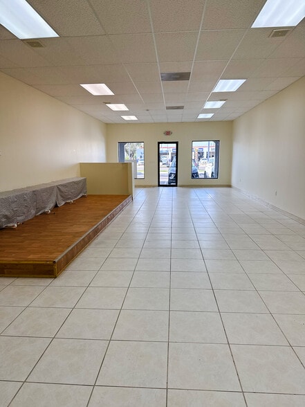 2401 Pecan, McAllen, TX à louer - Photo du bâtiment - Image 2 de 14