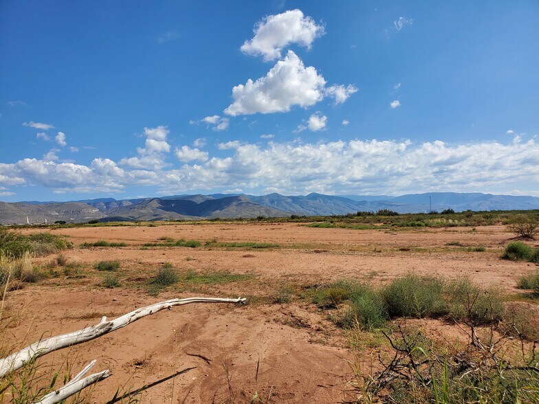 Highway 54/70, Alamogordo, NM à vendre - Photo du bâtiment - Image 3 de 4