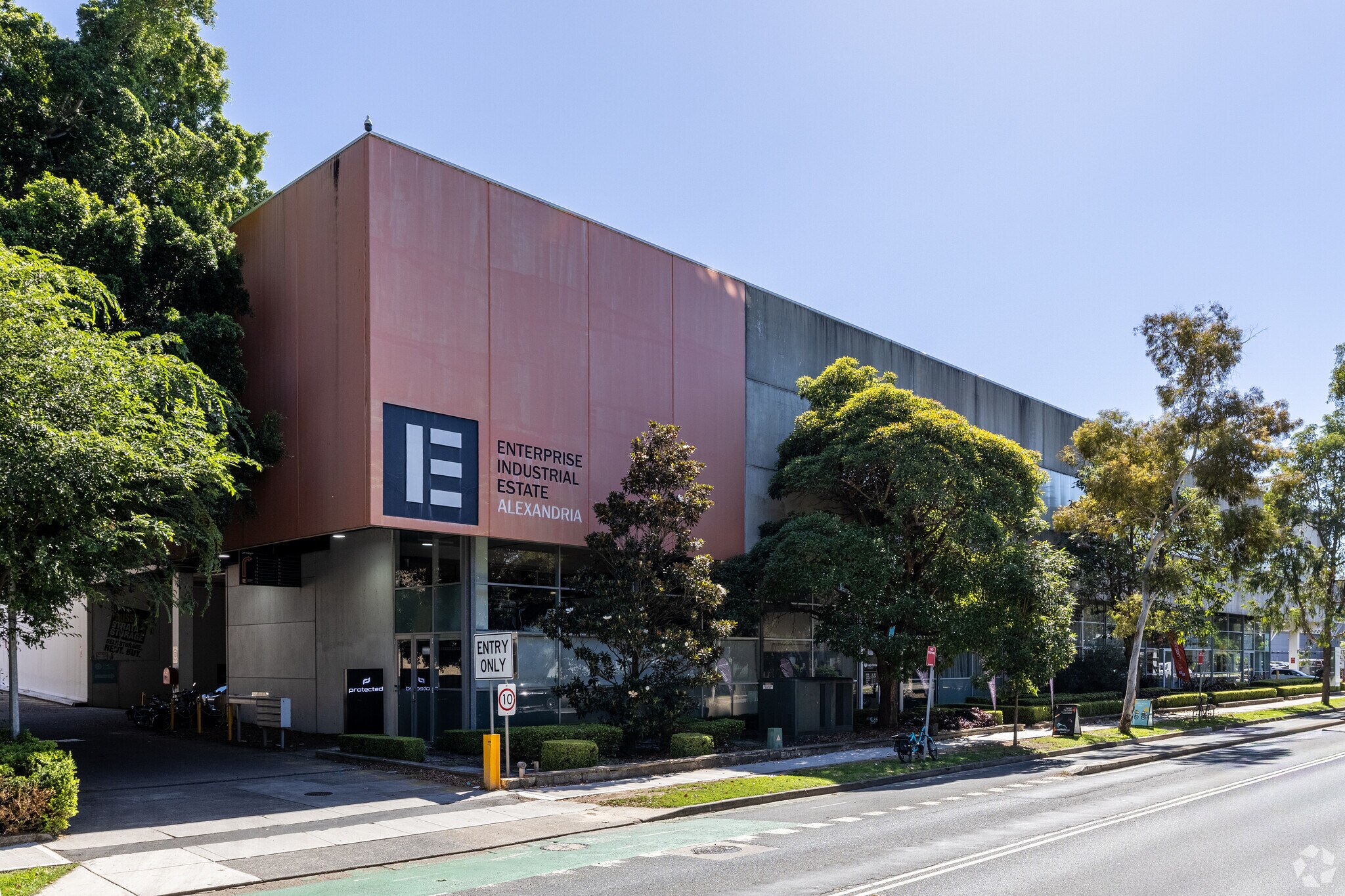 51 Bourke Rd, Alexandria for lease Primary Photo- Image 1 of 5