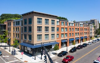 Plus de détails pour 24 Colony St, Meriden, CT - Commerce de détail à louer