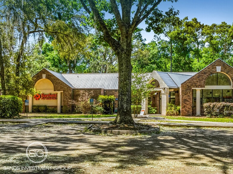4209 NW 37th Pl, Gainesville, FL à vendre - Photo du bâtiment - Image 1 de 5