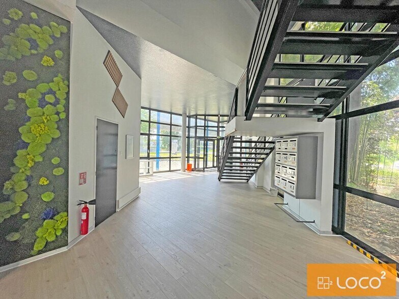 Bureau dans Labège à louer - Photo du bâtiment - Image 3 de 11