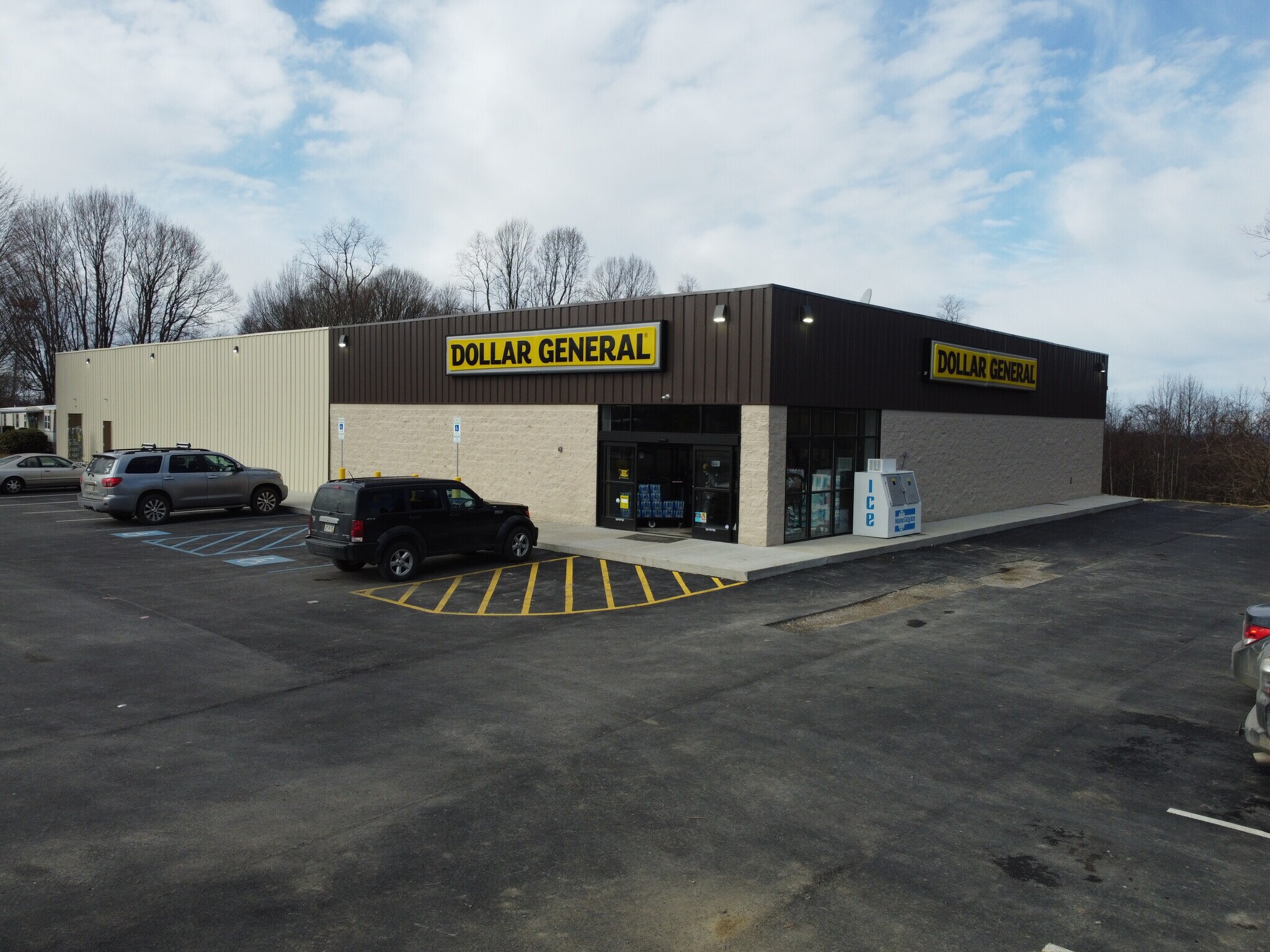 944 Washington st, Nelsonville, OH for sale Primary Photo- Image 1 of 1