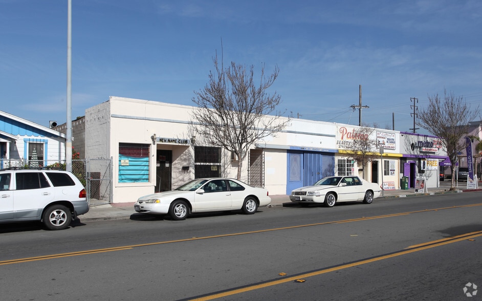 2740-2752 Imperial Ave, San Diego, CA for sale - Building Photo - Image 3 of 9