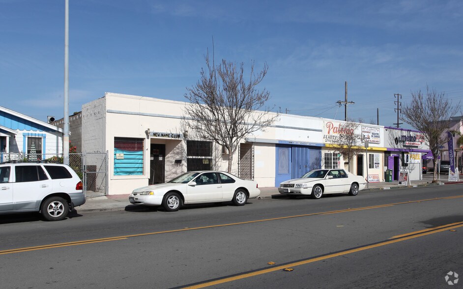 2740-2752 Imperial Ave, San Diego, CA à vendre - Photo du bâtiment - Image 3 de 9