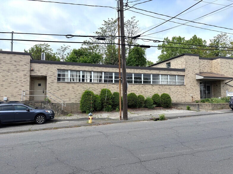 168 Railroad Hill St, Waterbury, CT for sale - Building Photo - Image 3 of 5