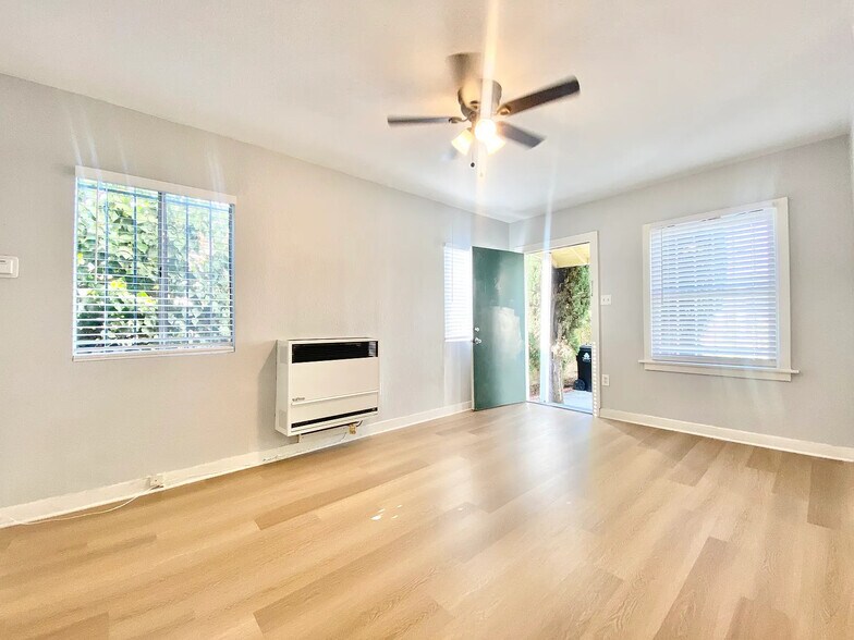 5724-5726 La Mirada Ave, Los Angeles, CA à vendre - Photo du bâtiment - Image 2 de 23