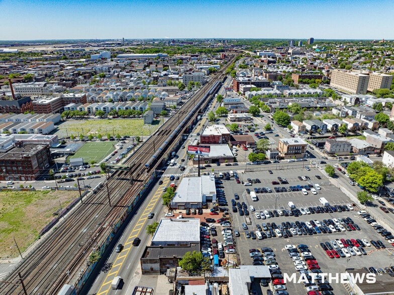 597 McCarter Hwy, Newark, NJ for sale - Building Photo - Image 2 of 4