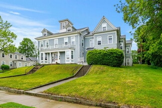 Plus de détails pour 72 Main St, Wareham, MA - Multi-résidentiel à vendre