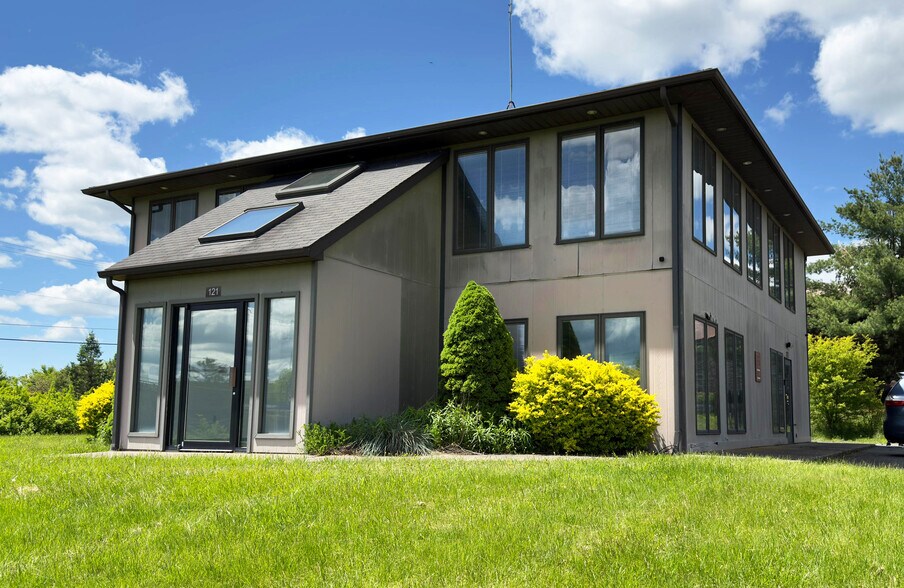 121 Commercial Blvd, Blakeslee, PA à louer - Photo du bâtiment - Image 1 de 11