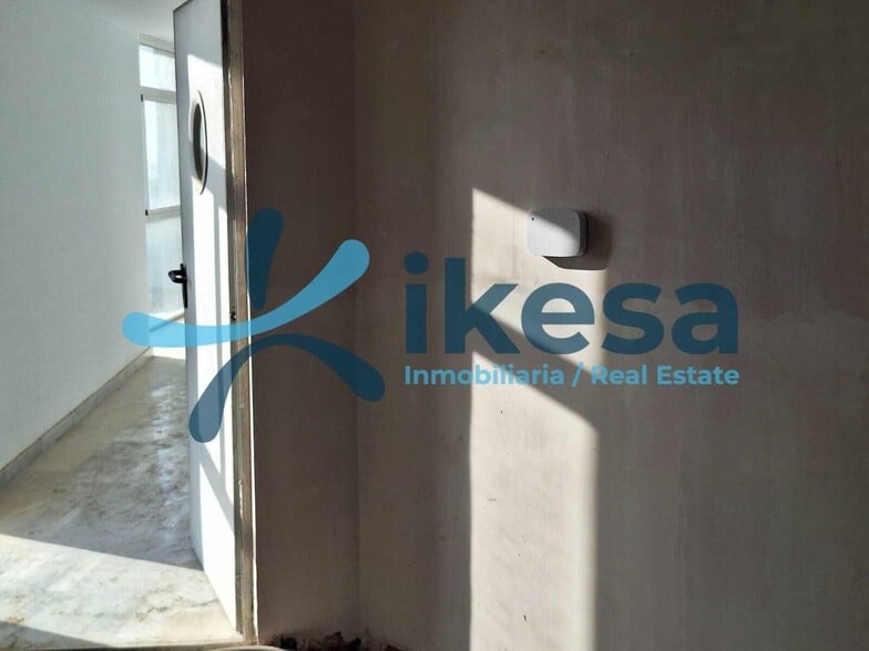 Retail in Vícar for sale - Interior Photo - Image 3 of 17