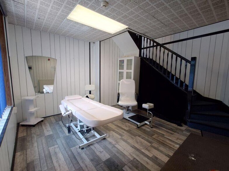 Millfield Rd, Horbury à louer - Photo du bâtiment - Image 3 de 24