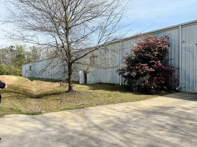 718 Carwellyn Rd, Abbeville, SC à vendre - Photo principale - Image 1 de 8