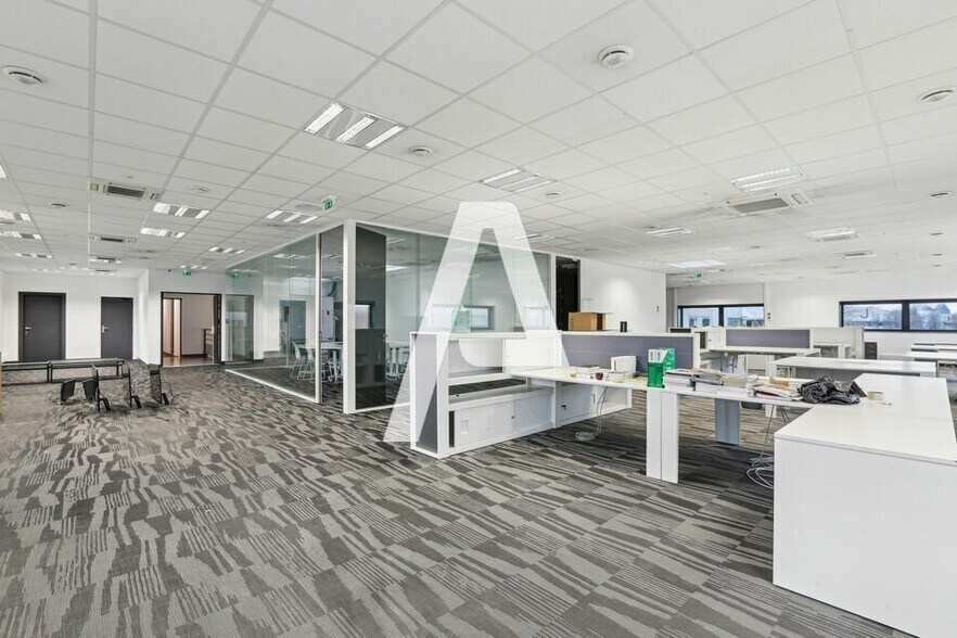 128 Bis Avenue Jean Jaurès, Ivry-sur-Seine for lease - Interior Photo - Image 2 of 7