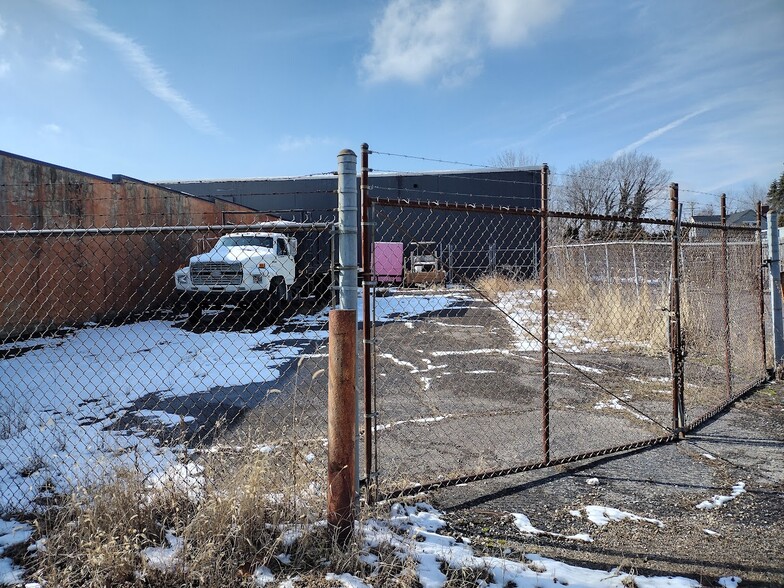 1954-1956 Walnut St, Columbus, OH for lease - Building Photo - Image 3 of 3