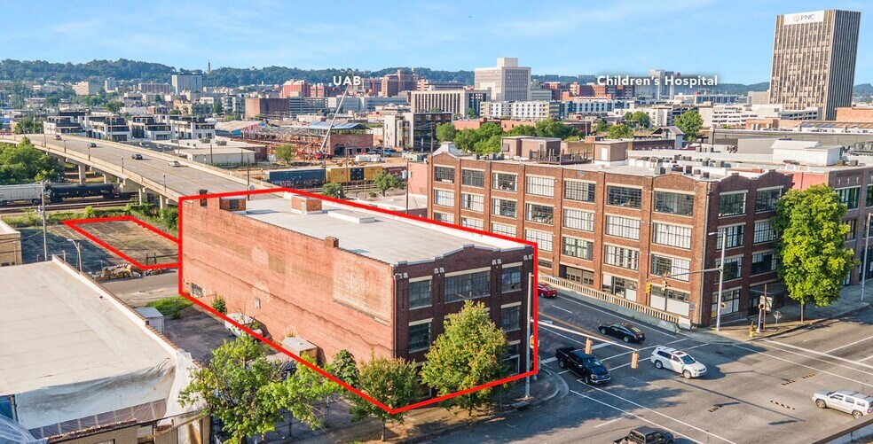 2401 1st Ave N, Birmingham, AL à vendre - Photo du bâtiment - Image 3 de 29