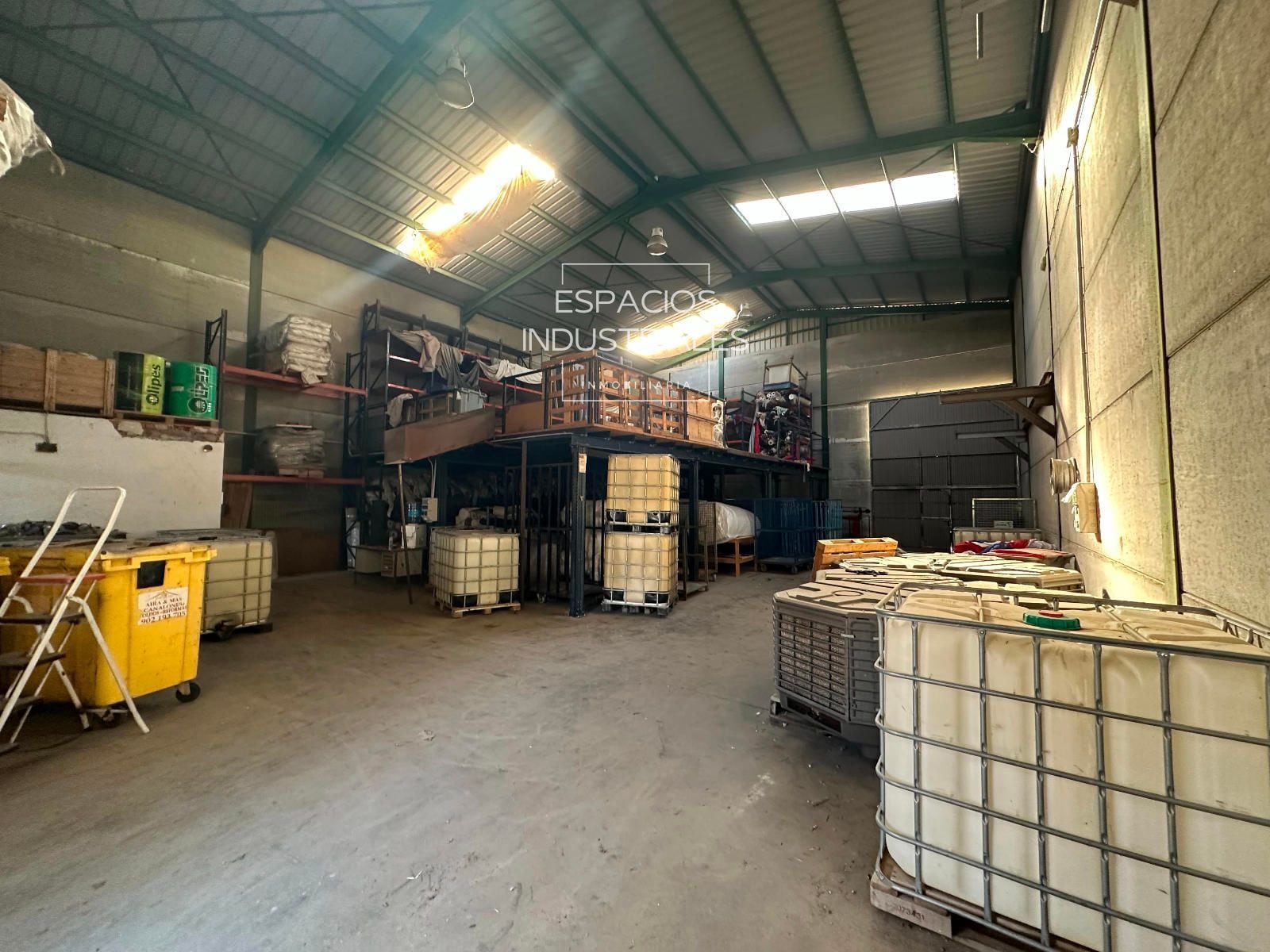 Industrial in Colmenar de Oreja, Madrid for sale Primary Photo- Image 1 of 15