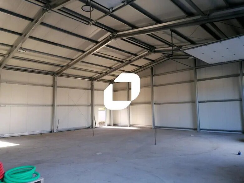 25 Route De Belmont, Chavanoz for lease - Interior Photo - Image 3 of 9