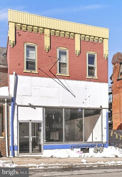 325 W Main St, Kutztown, PA for lease - Building Photo - Image 2 of 26