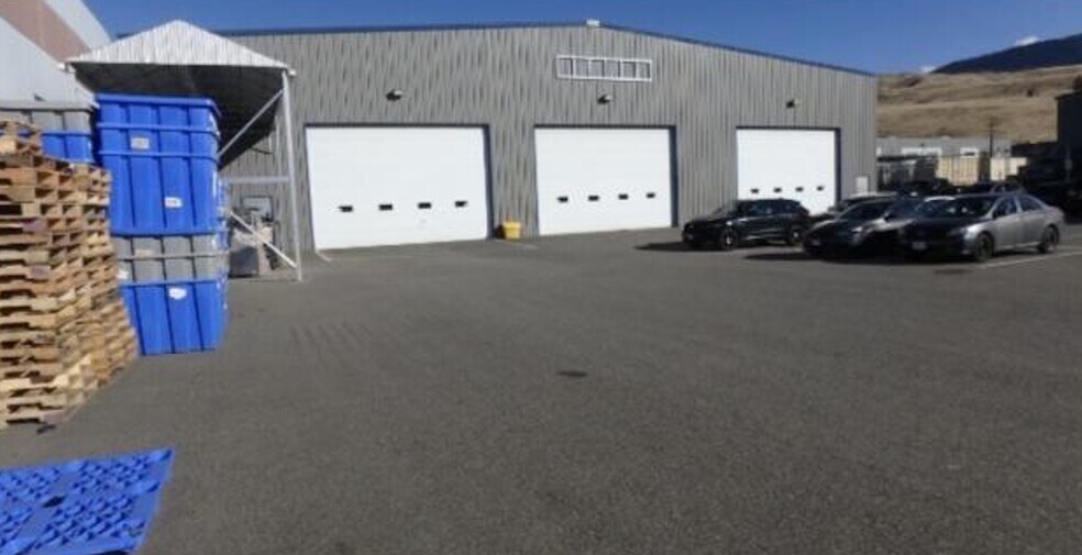 270 Carion Rd, Kelowna, BC for lease - Building Photo - Image 1 of 3
