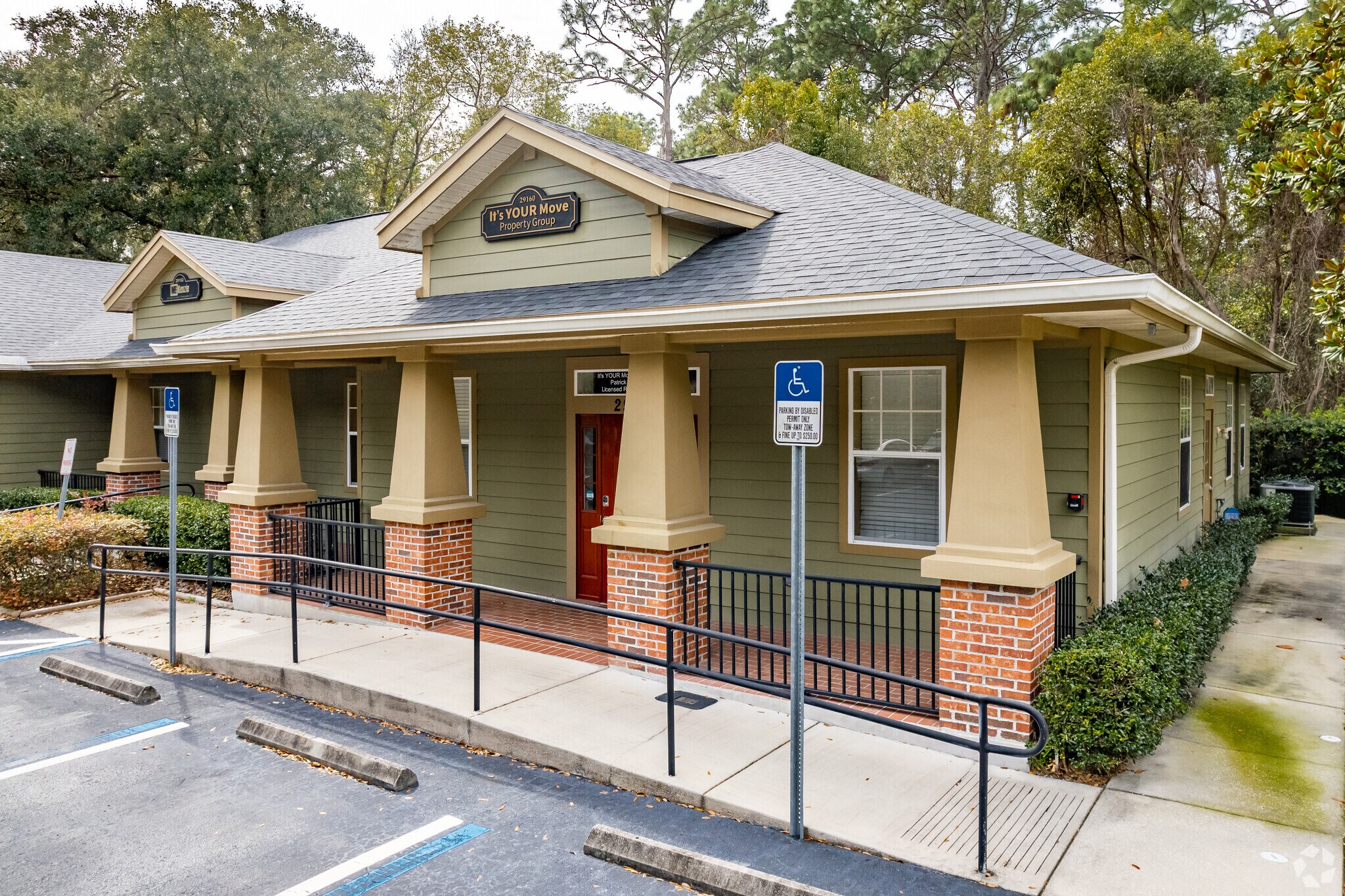 29160 Chapel Park Dr, Wesley Chapel, FL à louer Photo principale- Image 1 de 18