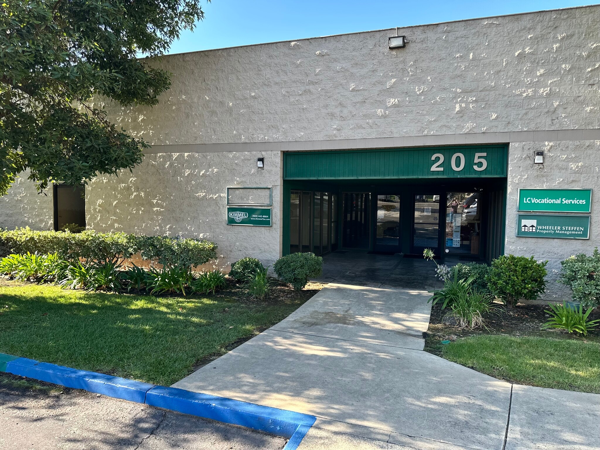 1420 N Claremont Blvd, Claremont, CA for lease Building Photo- Image 1 of 10