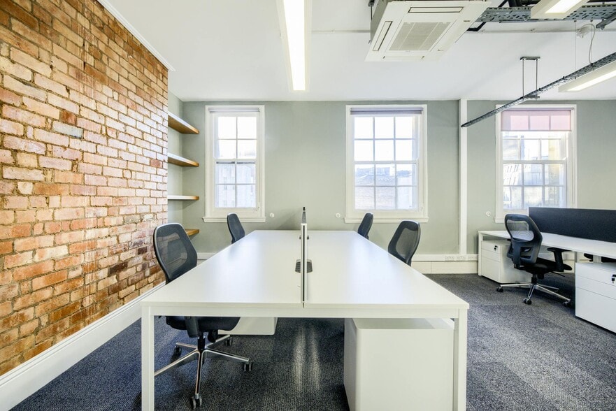 36 Bennetts Hl, Birmingham for sale - Building Photo - Image 3 of 12