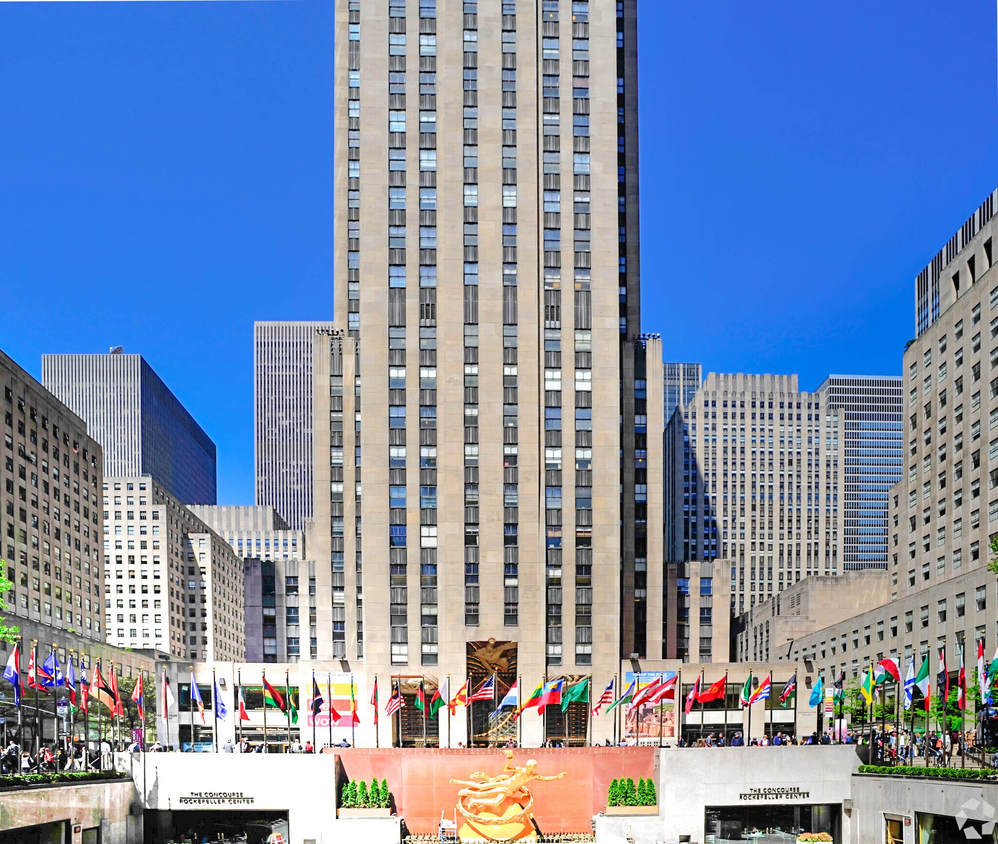 30 Rockefeller Plaza, New York, NY à louer Photo du bâtiment- Image 1 de 9