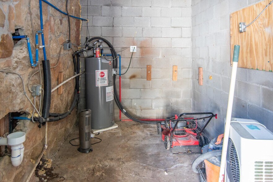 2208 Austin Ave, Brownwood, TX à vendre - Photo du bâtiment - Image 2 de 30