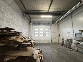 22 Avenue Barthélémy Thimonnier, Caluire-et-Cuire à louer Photo du bâtiment- Image 2 de 20