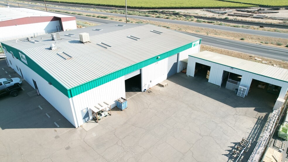 5400 S Villa Ave, Fresno, CA for lease - Building Photo - Image 3 of 16