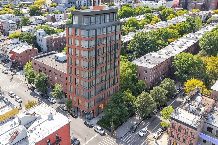 610 Marcy Ave, Brooklyn, NY à vendre - Photo du bâtiment - Image 3 de 7