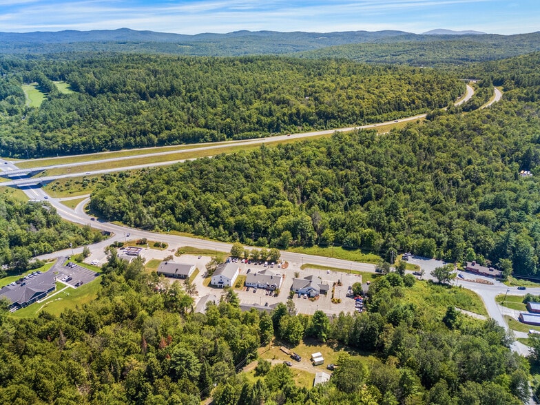 120 Route 10 South, Grantham, NH à vendre - Photo du bâtiment - Image 2 de 6