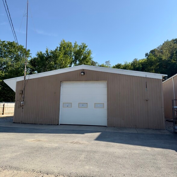 755 Route 30, Imperial, PA for lease - Building Photo - Image 2 of 4
