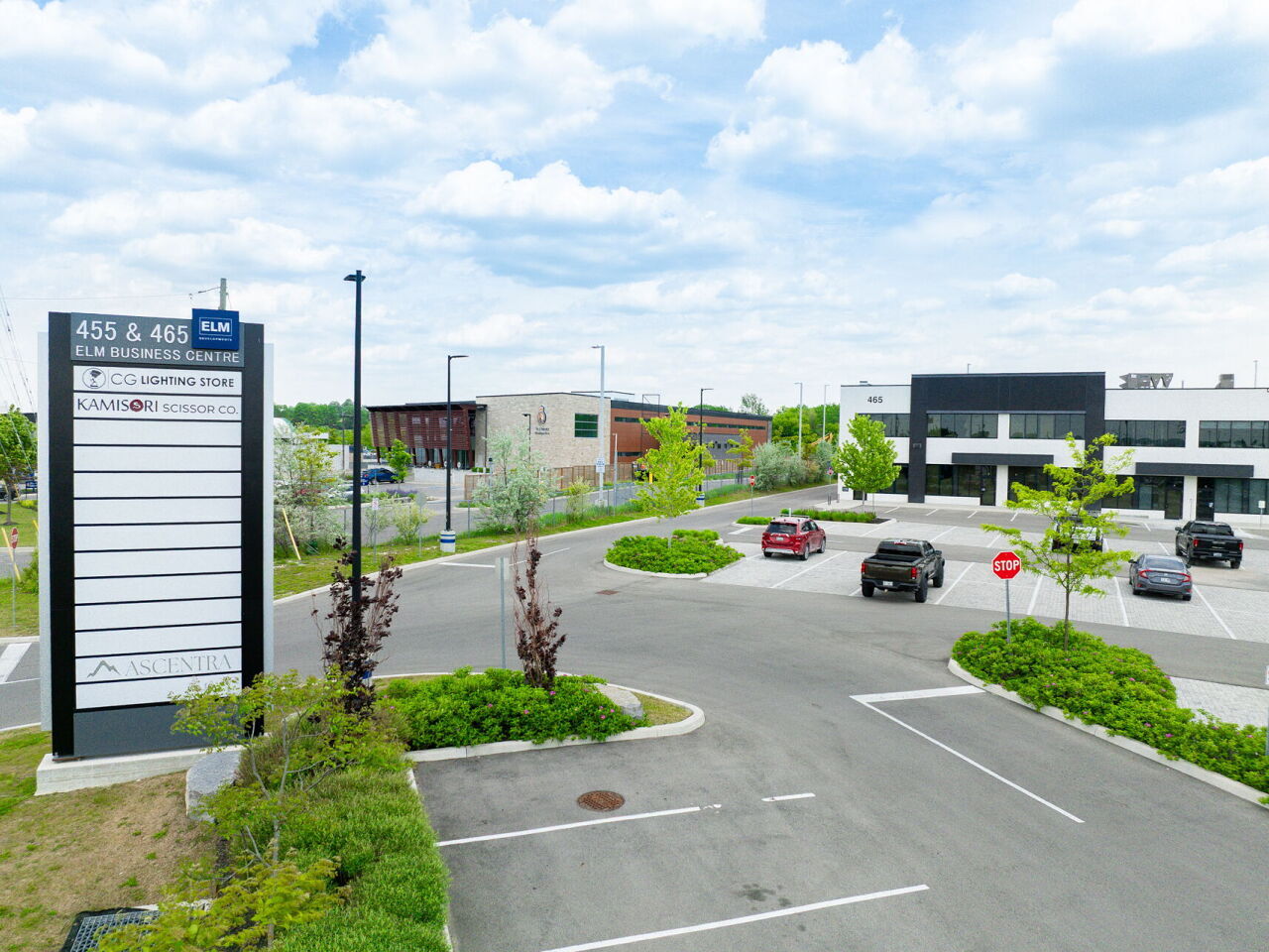 465 Harry Walker Pky S, Newmarket, ON à vendre Photo du bâtiment- Image 1 de 14