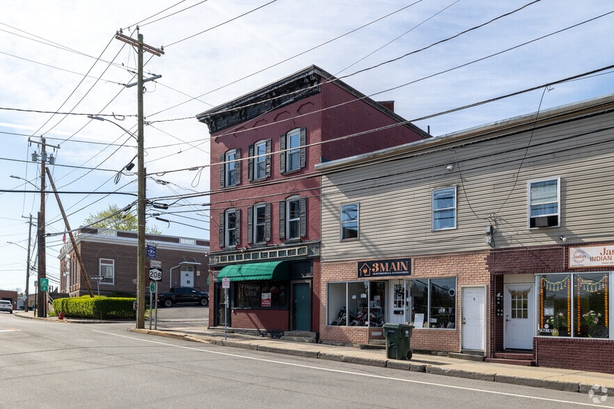 1 Main St, Walden, NY for sale - Building Photo - Image 2 of 2