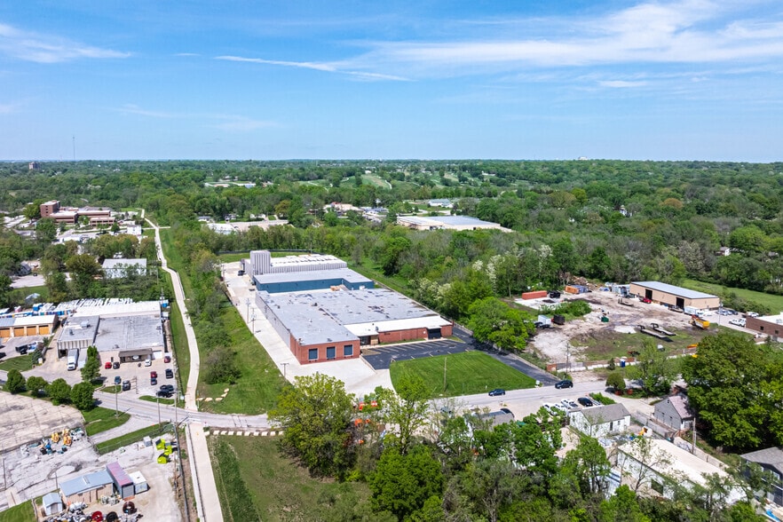 9700 E 56th St, Raytown, MO for lease - Aerial - Image 2 of 16