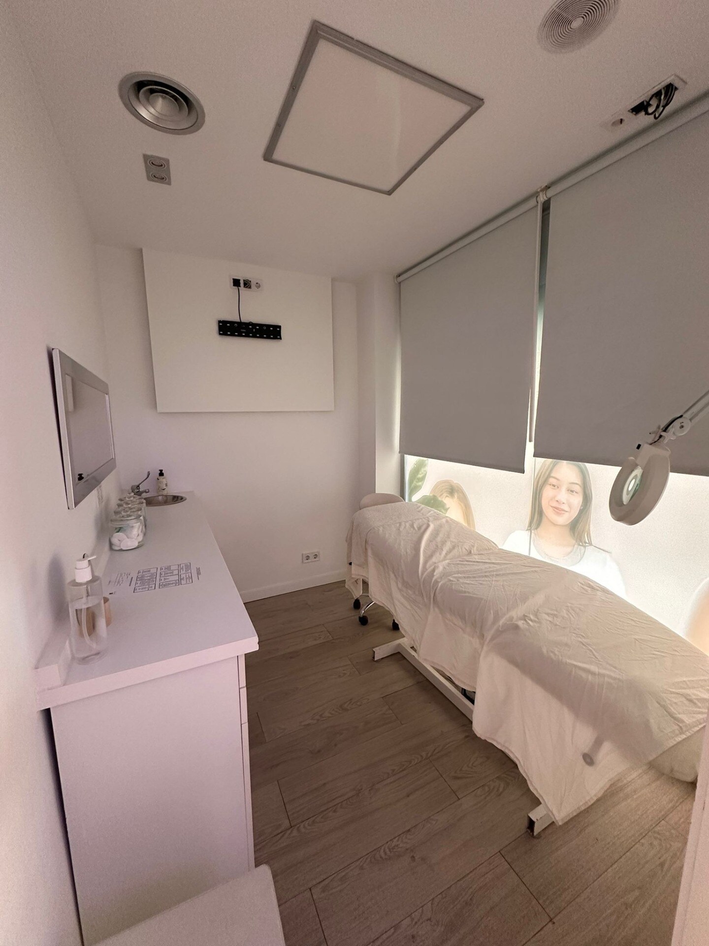 Retail in Leganés, Madrid for lease Interior Photo- Image 1 of 6