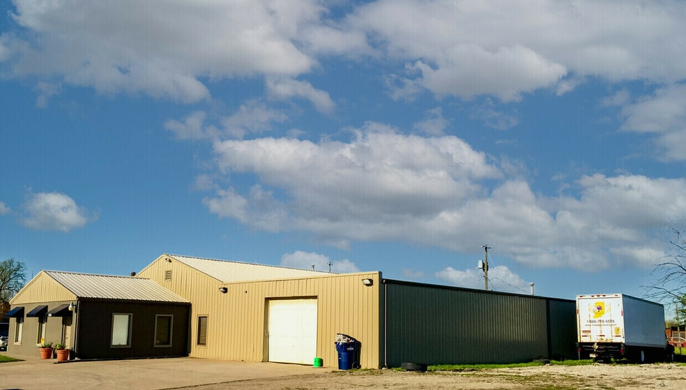 2130 Winter Ave, Indianapolis, IN for sale - Building Photo - Image 2 of 3